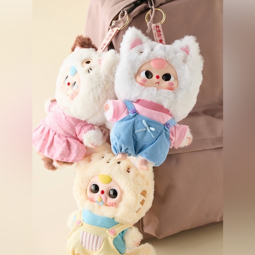 Baby Three Kitten Wardrobe  Plush Pendant Blind Box new never open
